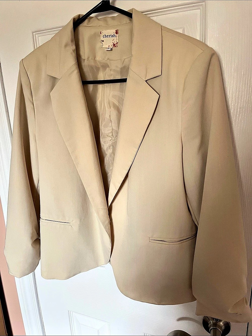 cherish Blazer in Beige Size Large Like New